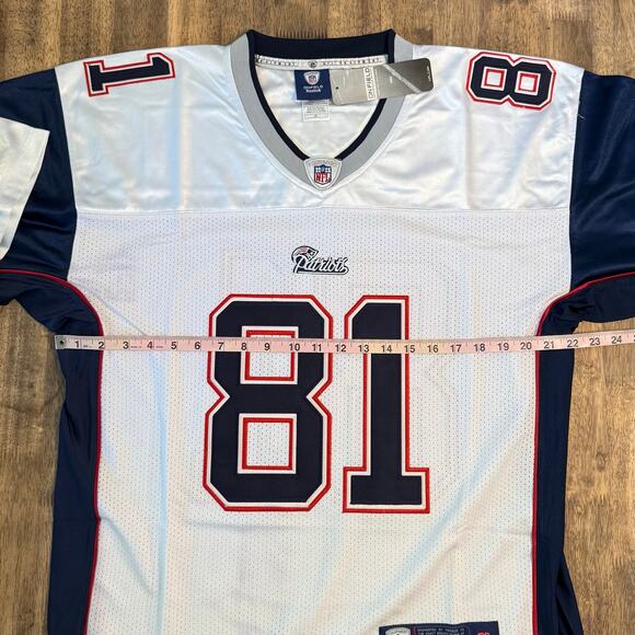 NFL New England Patriots 81 Moss Reebook Onfield Equipment Jersey White Size 48 - Picture 5 of 13
